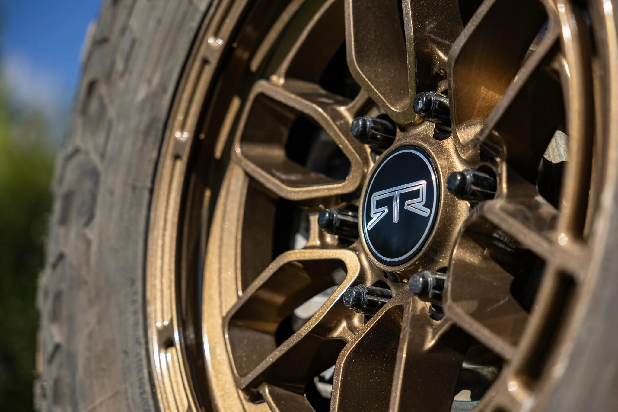Ford Bronco RTR EVO 6 Wheels JCOL3476