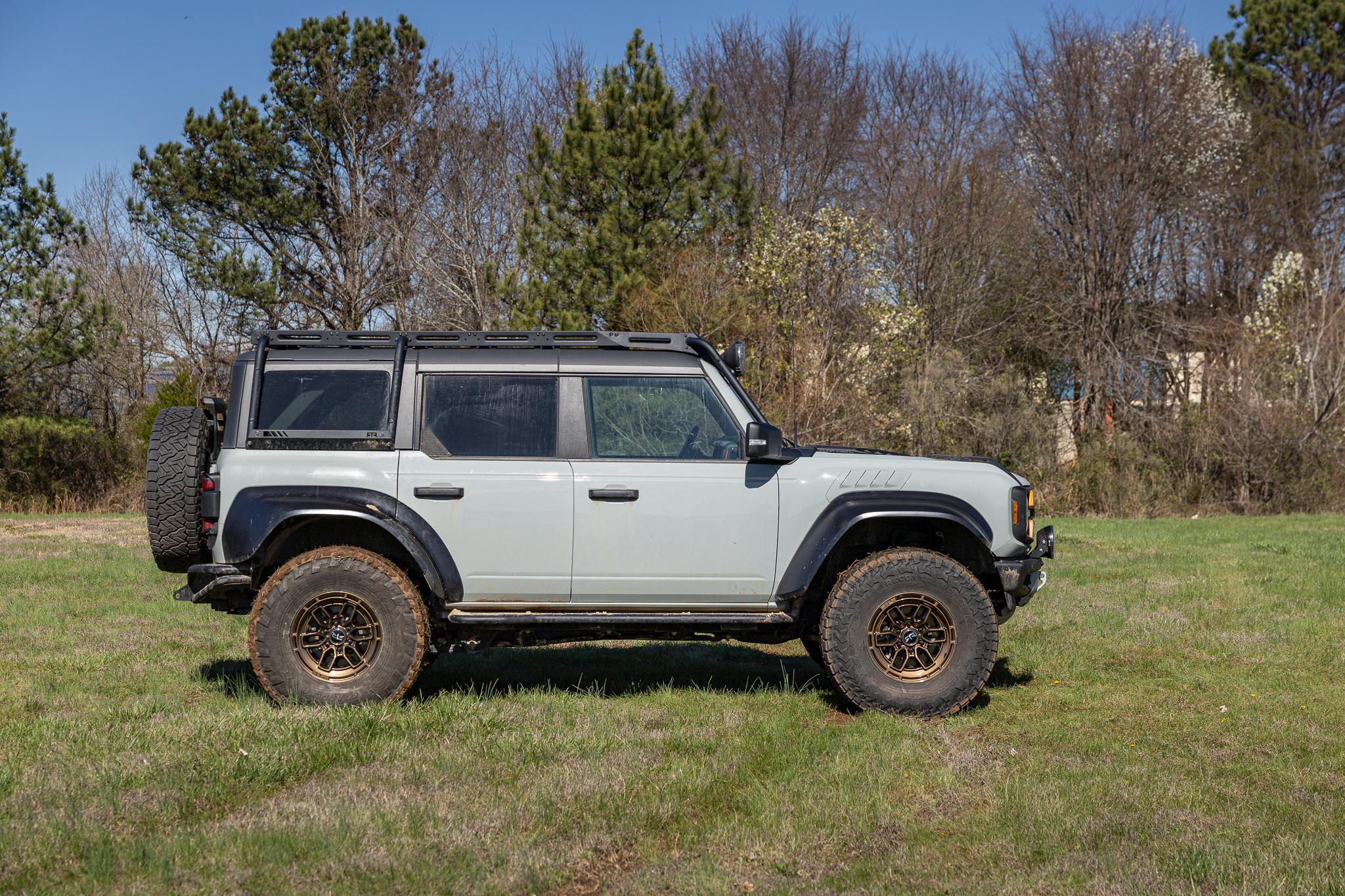 Ford Bronco RTR EVO 6 Wheels JCOL3601