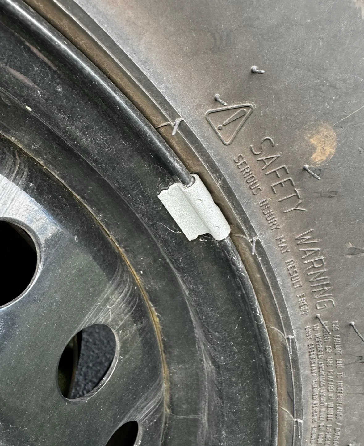 Ford Bronco Wheel Weight Broken? IMG_0812