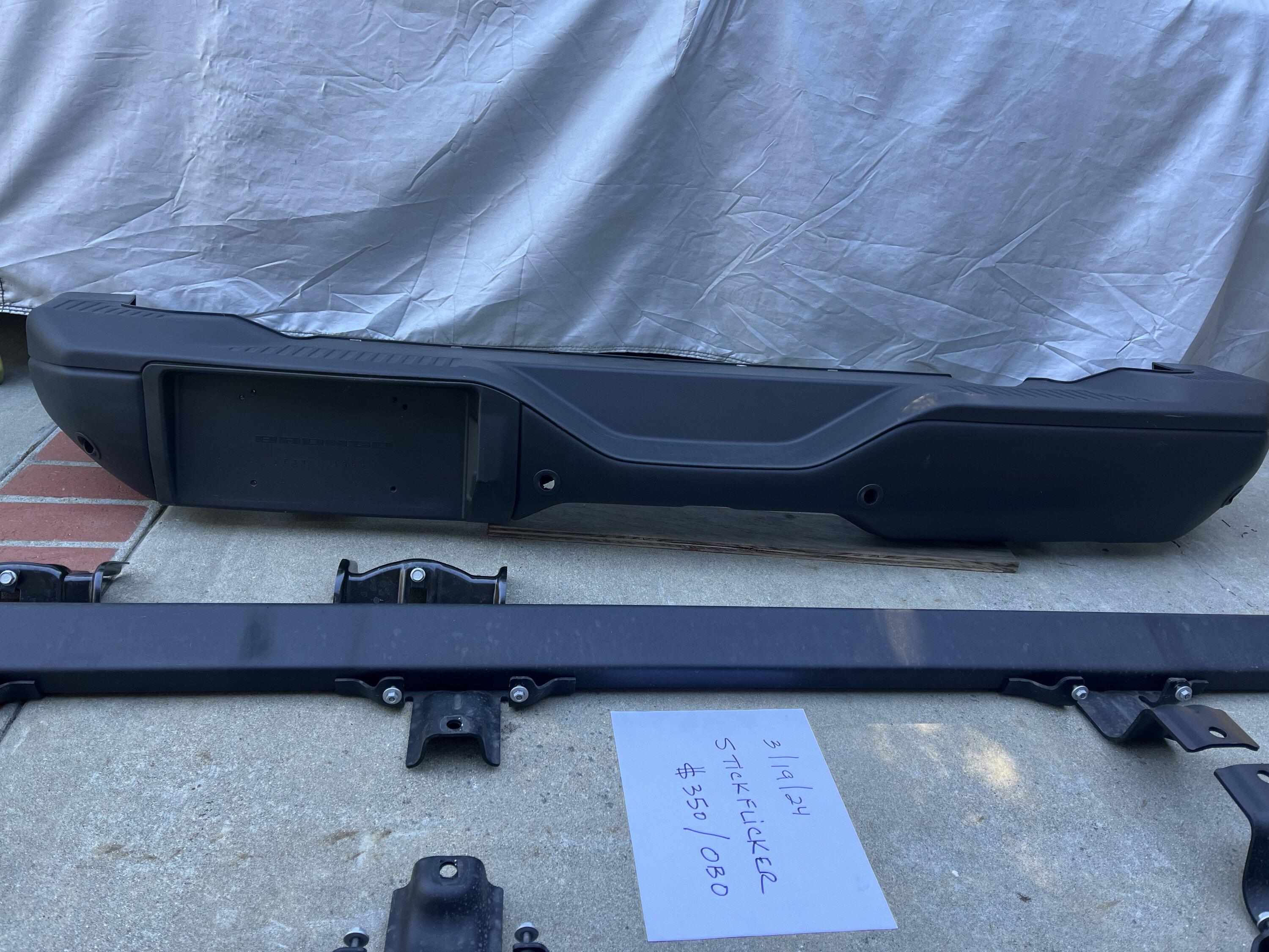 Ford Bronco SOLD - OEM Rock Sliders IMG_3757