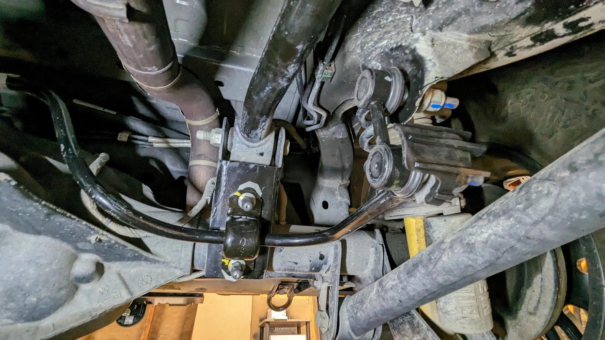 Ford Bronco Torque Specs Rear Sway Bar? 1710918529546-t