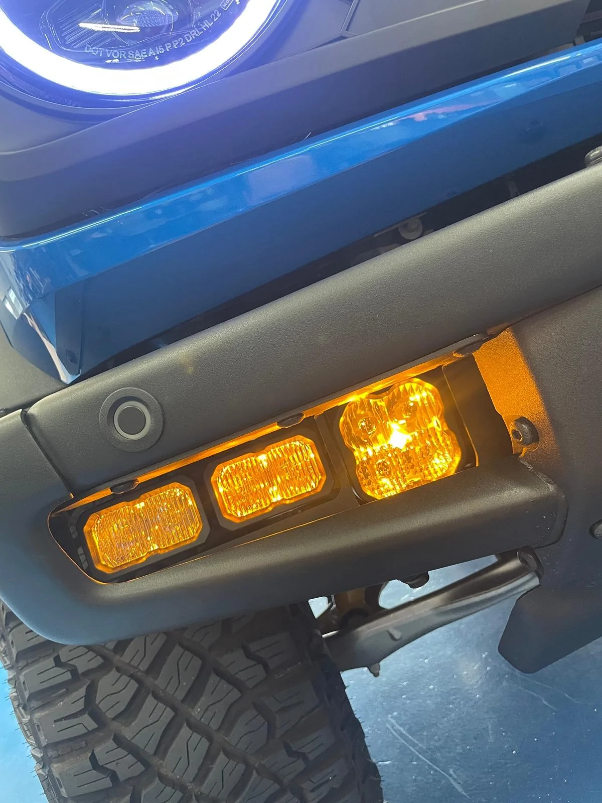 Ford Bronco Amber vs Clear Aftermarket Lights Photo Jul 26 2023, 1 22 53 PM