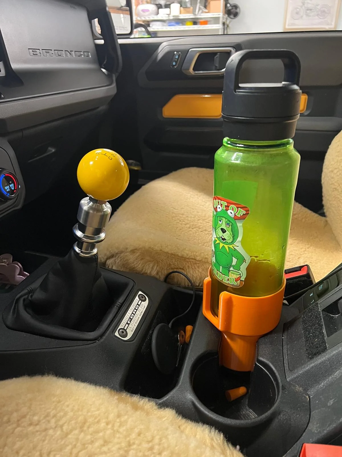 Ford Bronco 7MT Cup Holder Upgrade: Mug Adapter (3D Print) IMG_7133