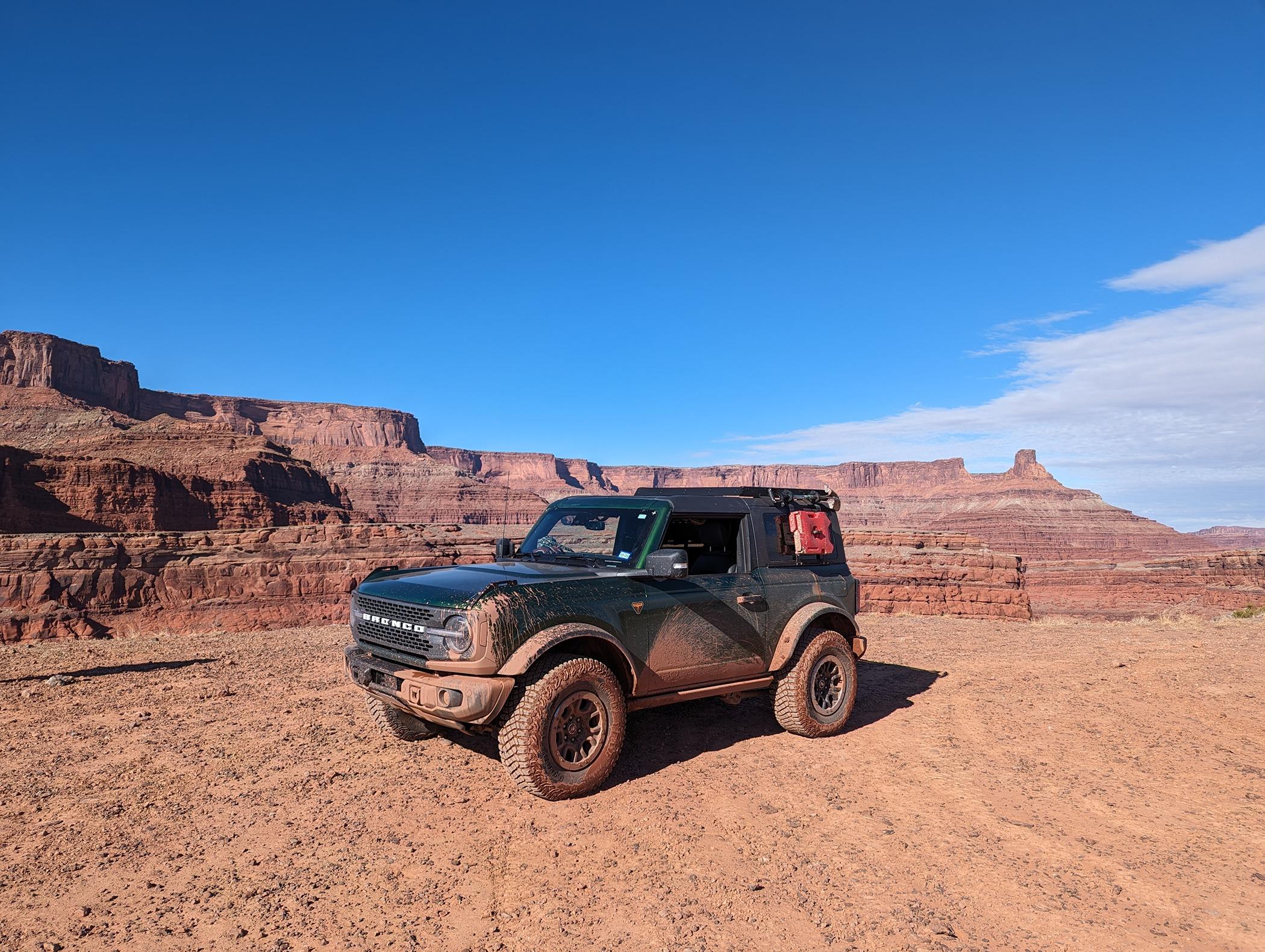 Ford Bronco TrailRax Accessories and Mounts PXL_20240218_214955575
