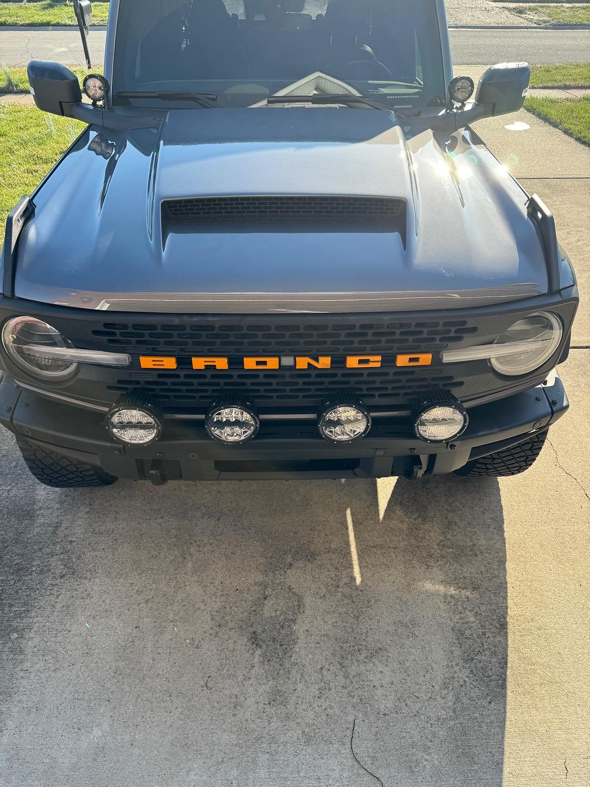 Ford Bronco Cervini Stalker Hood IMG_0263
