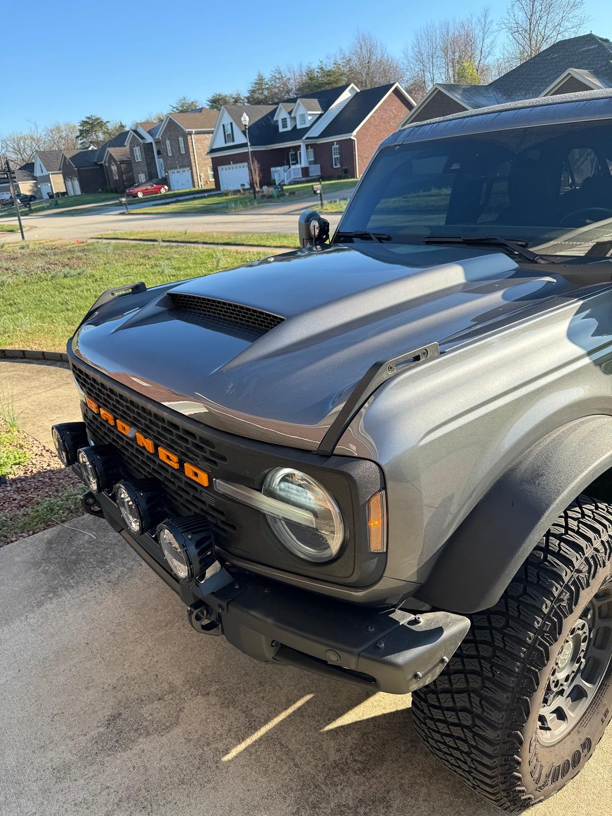 Ford Bronco Cervini Stalker Hood IMG_0261