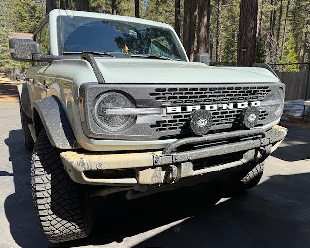 Ford Bronco New Hella Driving Lights installed IMG_9340