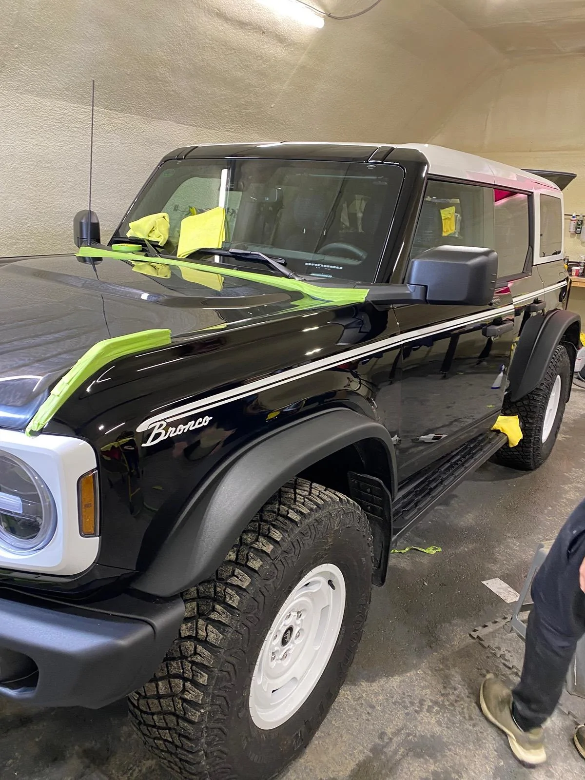 Ford Bronco HERITAGE EDITION Bronco Club IMG_3038