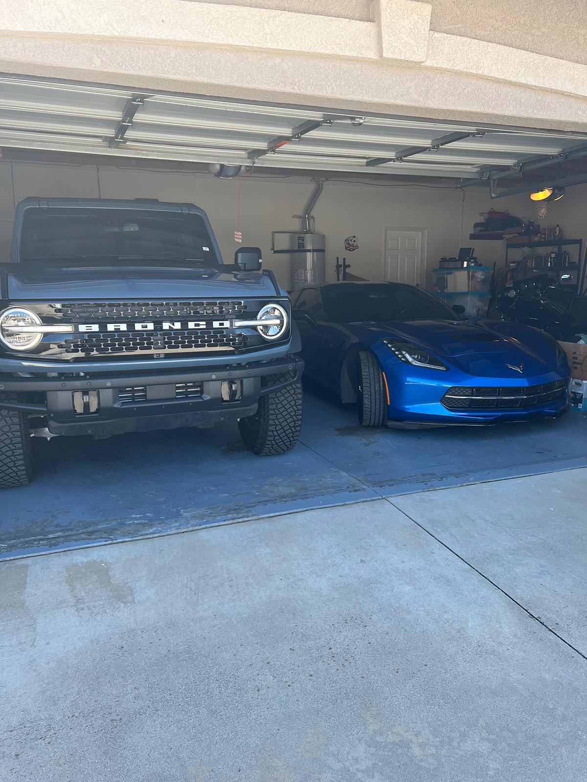 Ford Bronco Post your Bronco's garage mates! IMG_5835