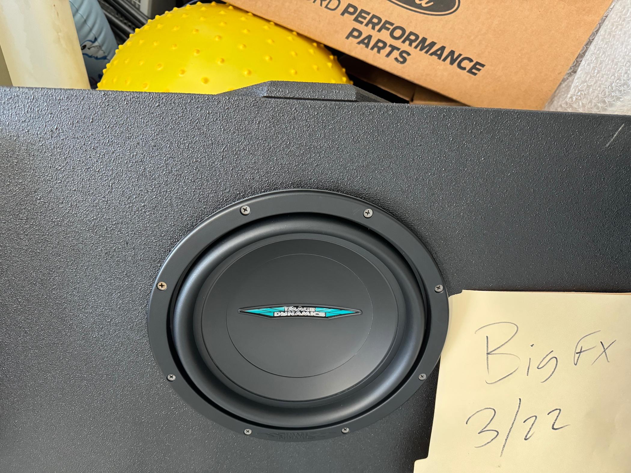 Ford Bronco Custom built box with 10 inch image dynamics woofer IMG_0360