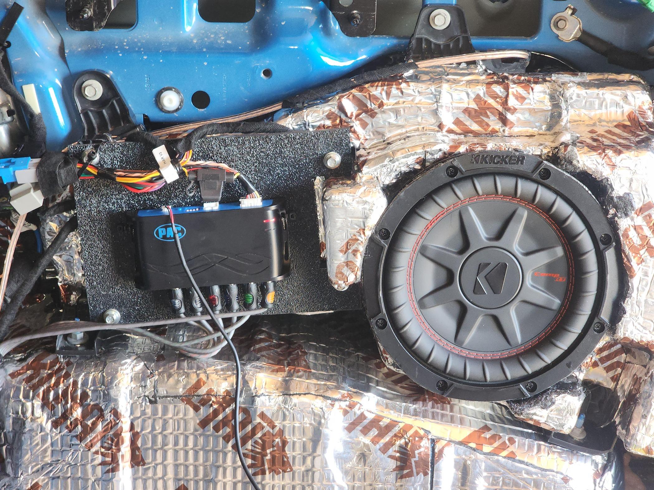 Ford Bronco B&O system full upgrade with Plugnplaykits #17 Bronco Sub & amppro4