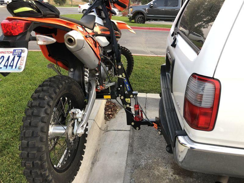 Ford Bronco Dirt bike carrier 6MGMUJN