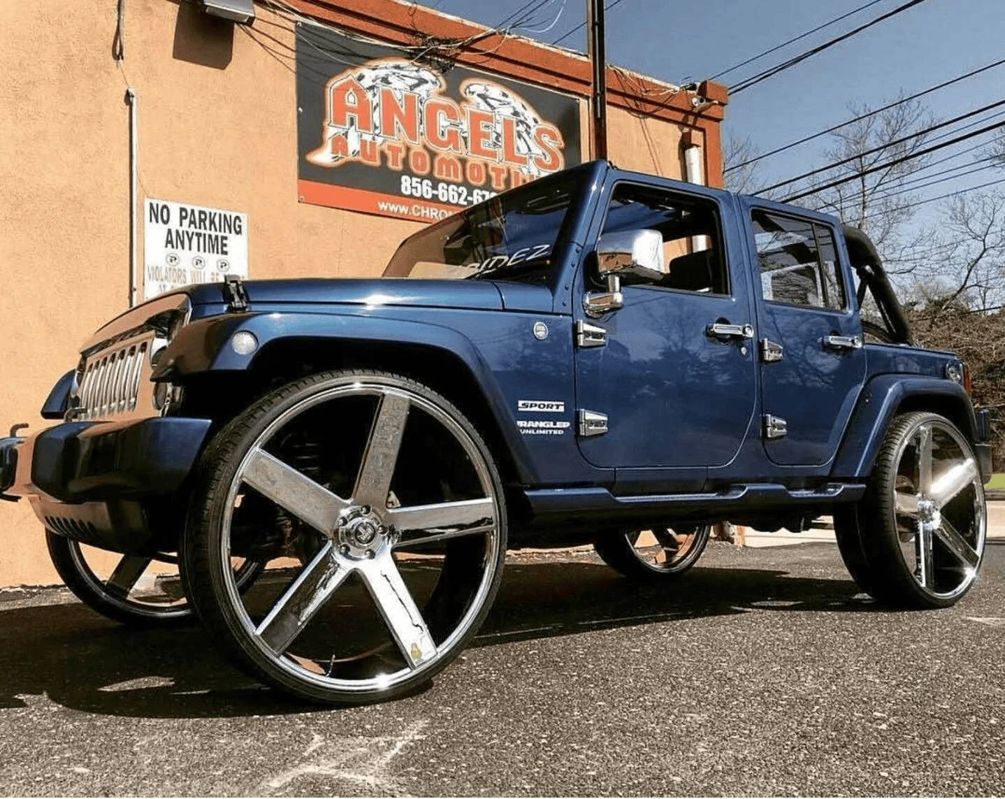 Ford Bronco Tricked Out 2-Door rendering 1605315632131