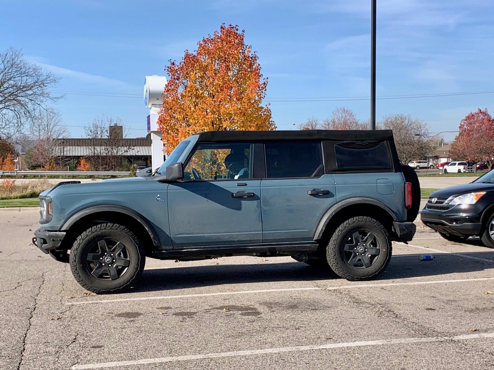 Ford Bronco Ultimate Black Diamond Non-Sasquatch pics thread IMG_0801