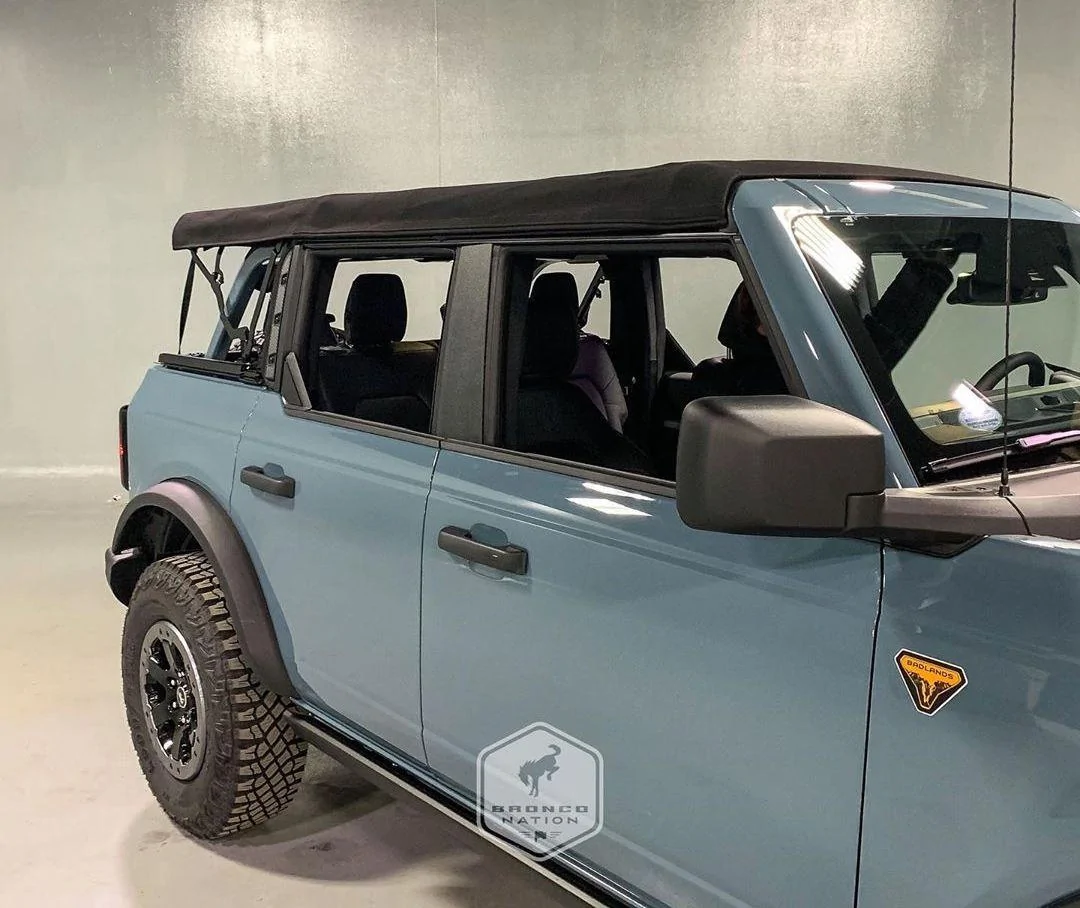 Ford Bronco Non Sasquatch Badlands photos? Badlands 4Dr Area 51 rims tires