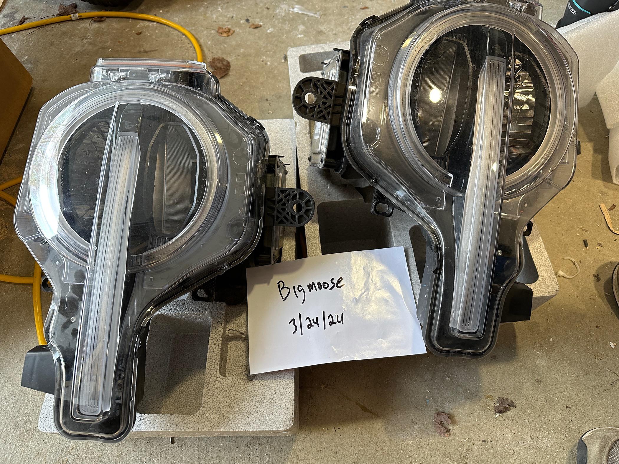 Ford Bronco Signature Headlights IMG_2799