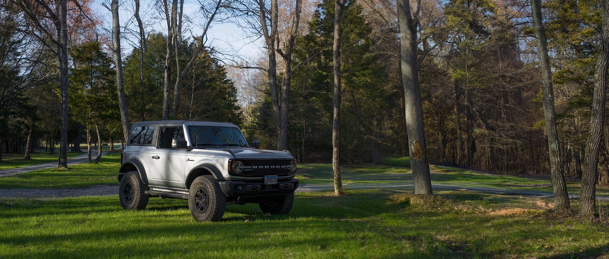 Ford Bronco ICONIC SILVER Bronco Club 1234
