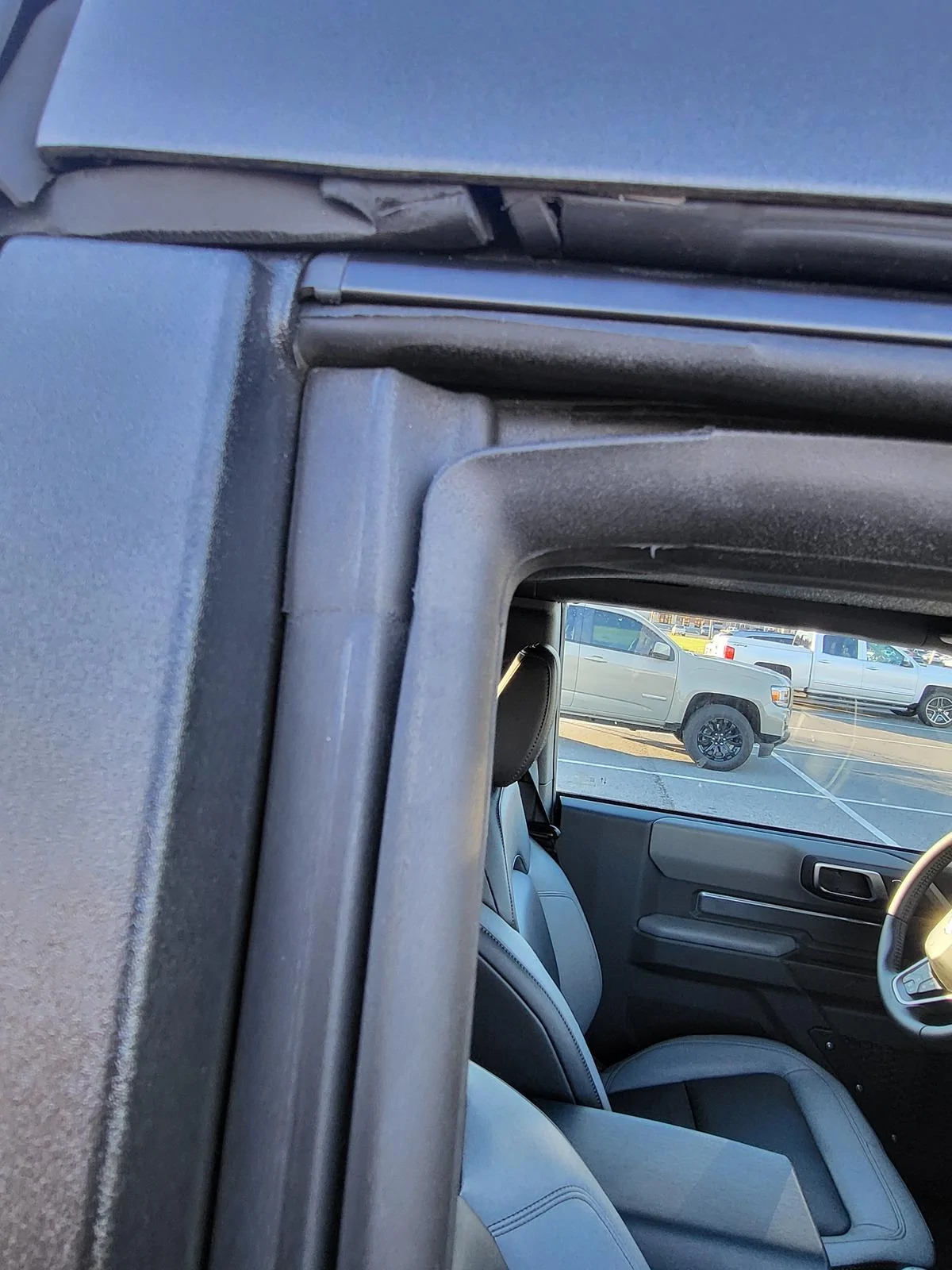 Ford Bronco Should these be up higher? 2 door windows 20240323_185716