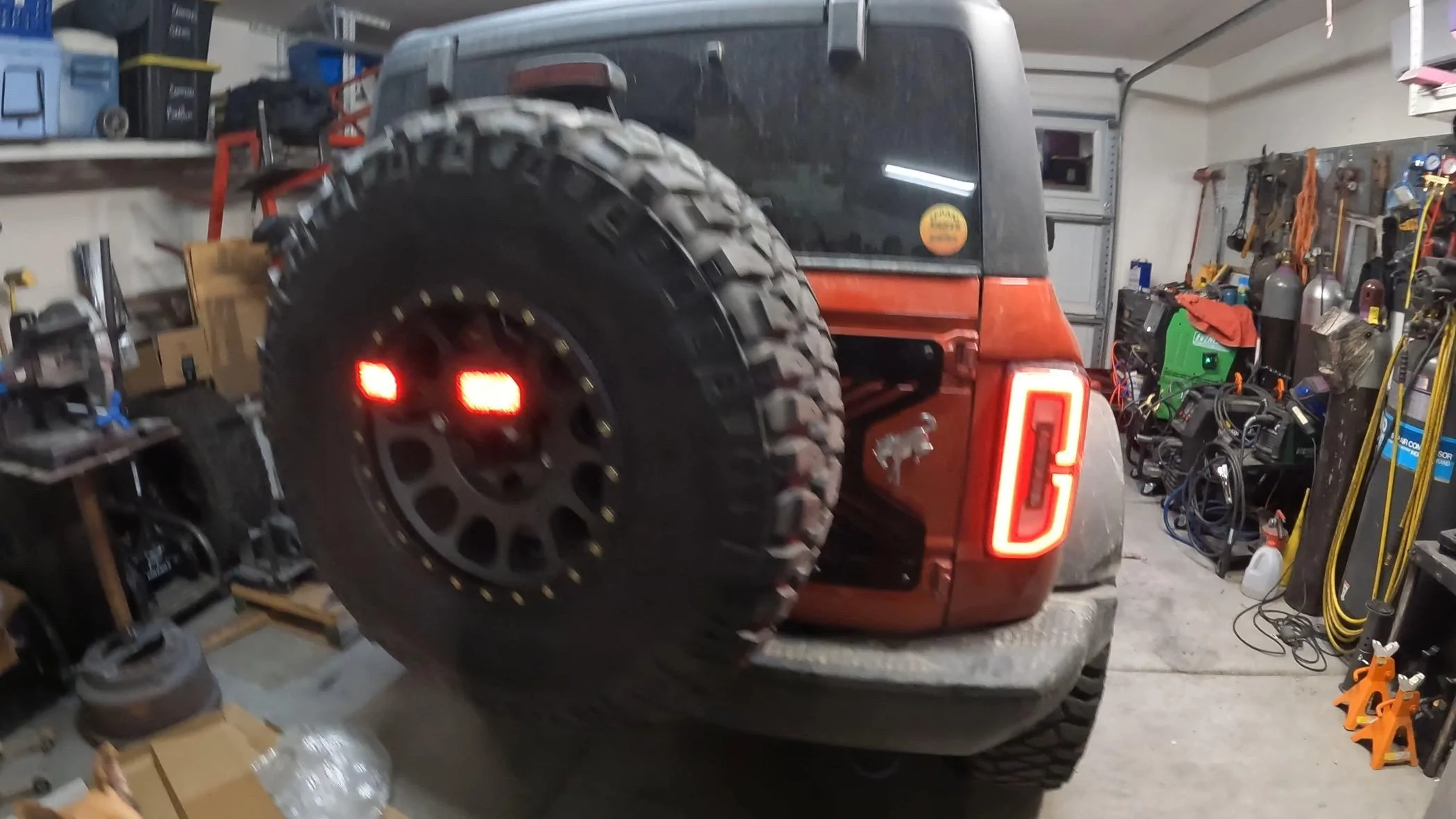 Ford Bronco Chase Light suggestions? GPTempDownload