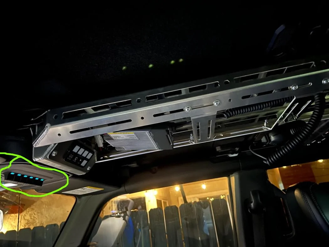 Ford Bronco Lobo Off-Road Overhead Mount System IMG_4334
