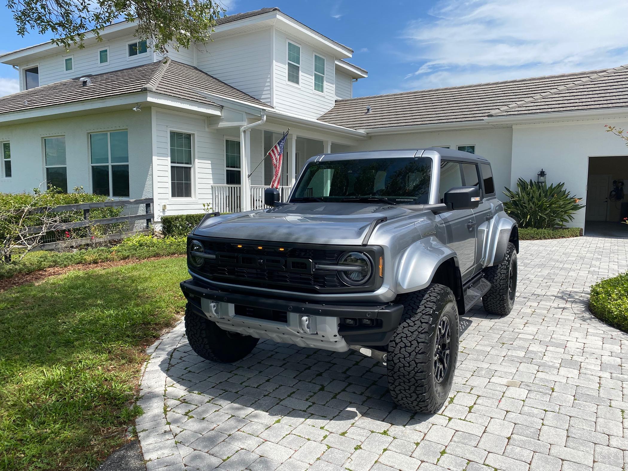 Ford Bronco 2024 Iconic Silver Bronco Raptor Build IMG_1061