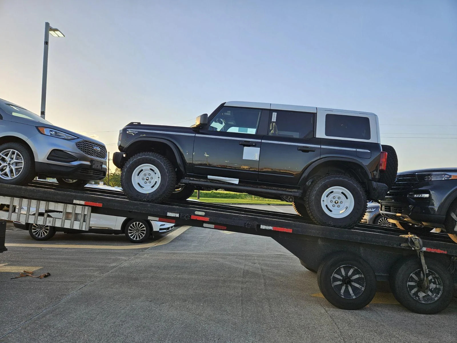 Ford Bronco HERITAGE EDITION Bronco Club 1000006574