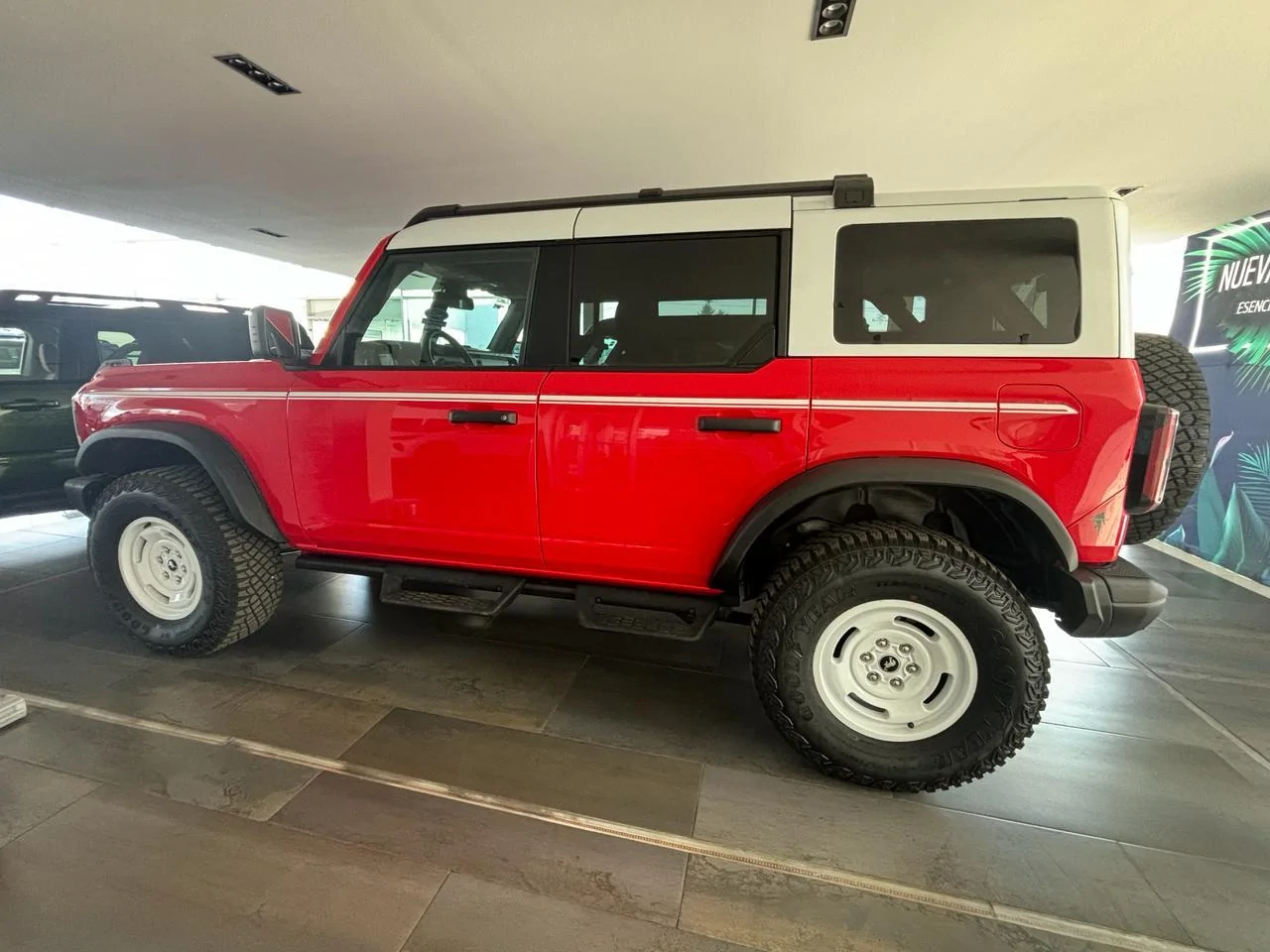 Ford Bronco Heritage Build - After & Before 8567f008-e077-4d73-85d1-4076cd781325