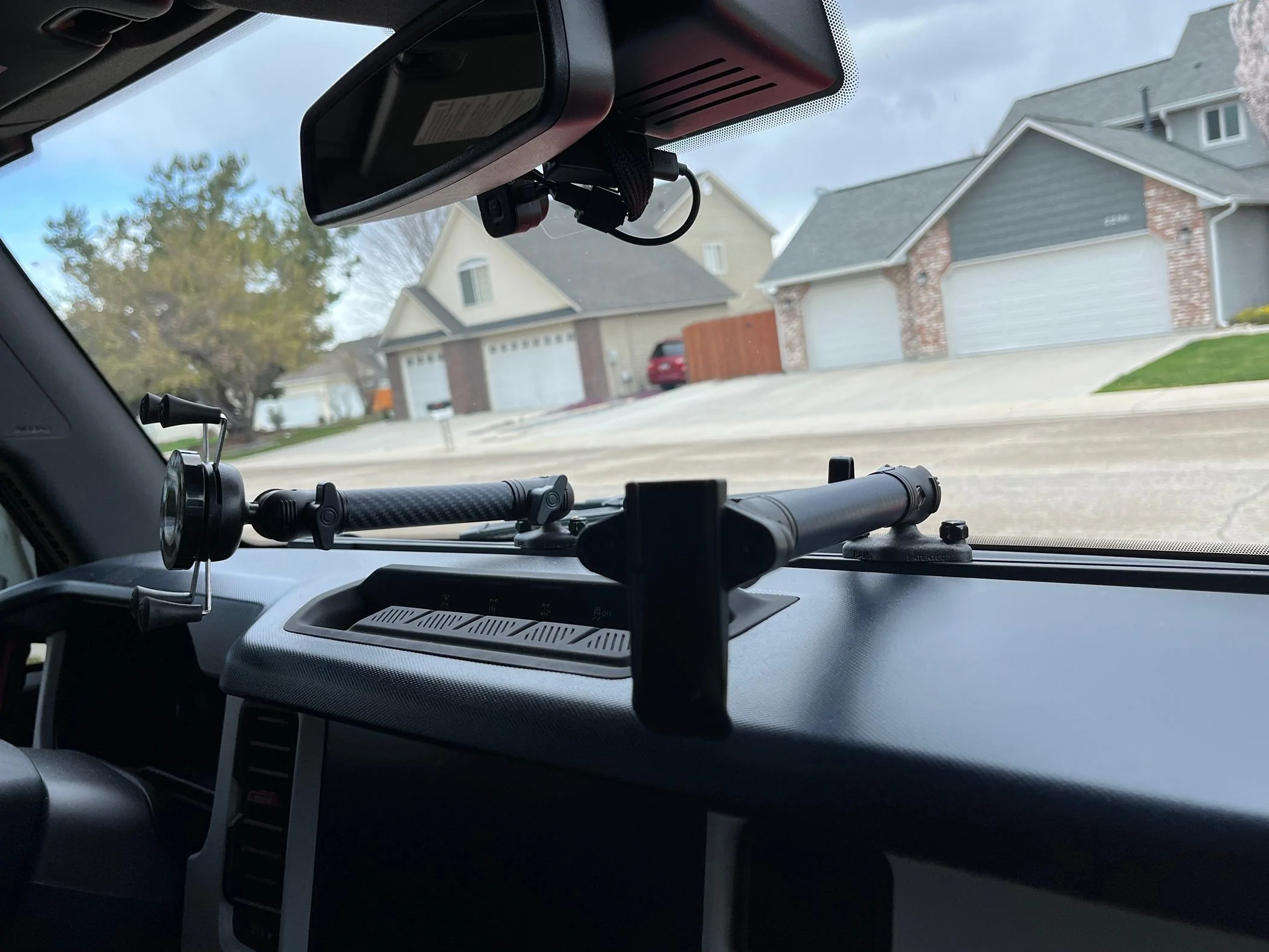Ford Bronco Best Dash Rail Mount? IMG_7974