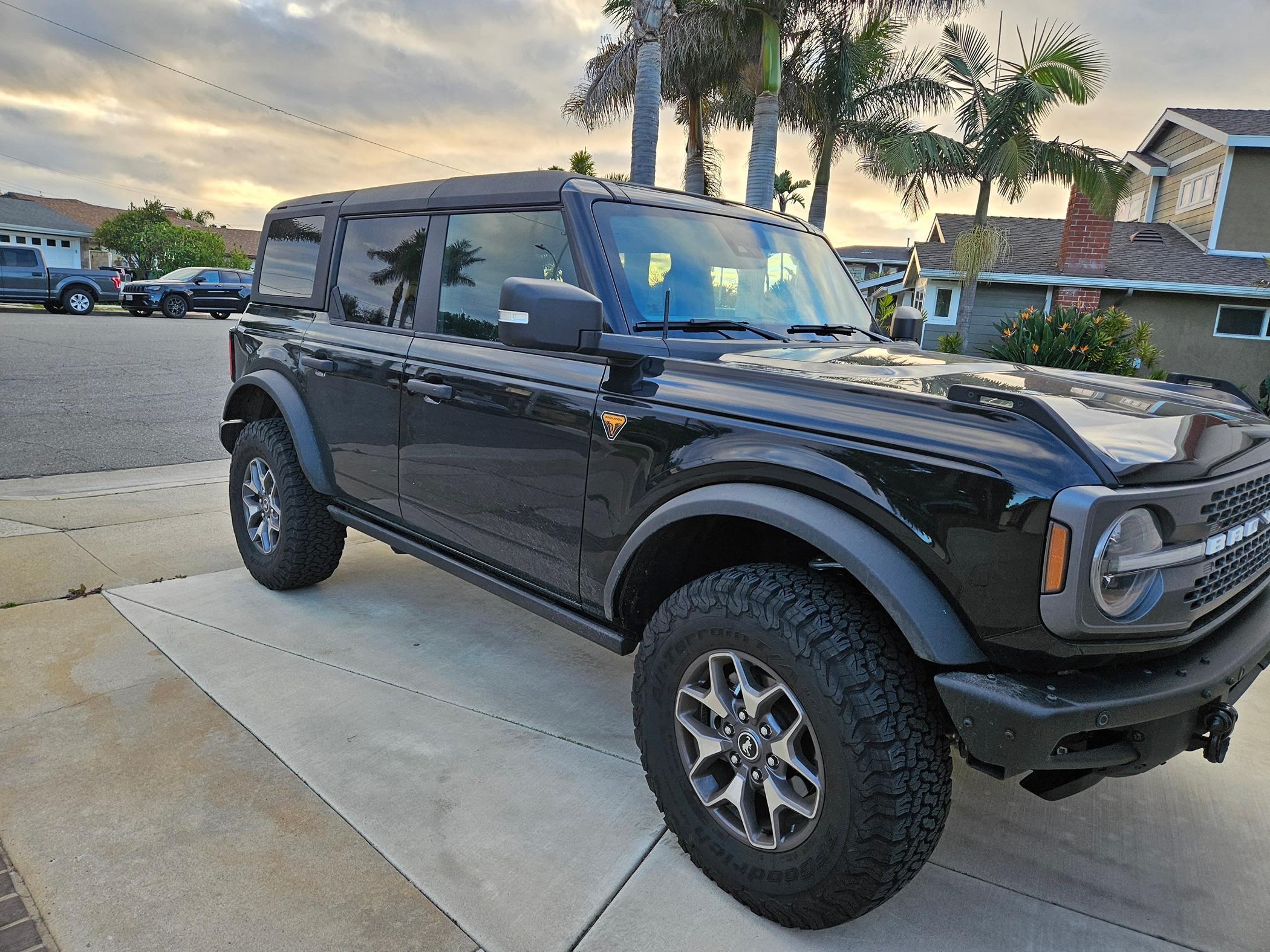 Ford Bronco Finally got my Anderson Composites Hard Top!! 20240301_171017