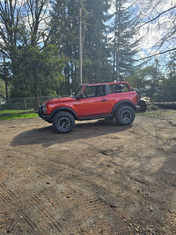Ford Bronco My 2023 Bronco Badlands 2DR Build data
