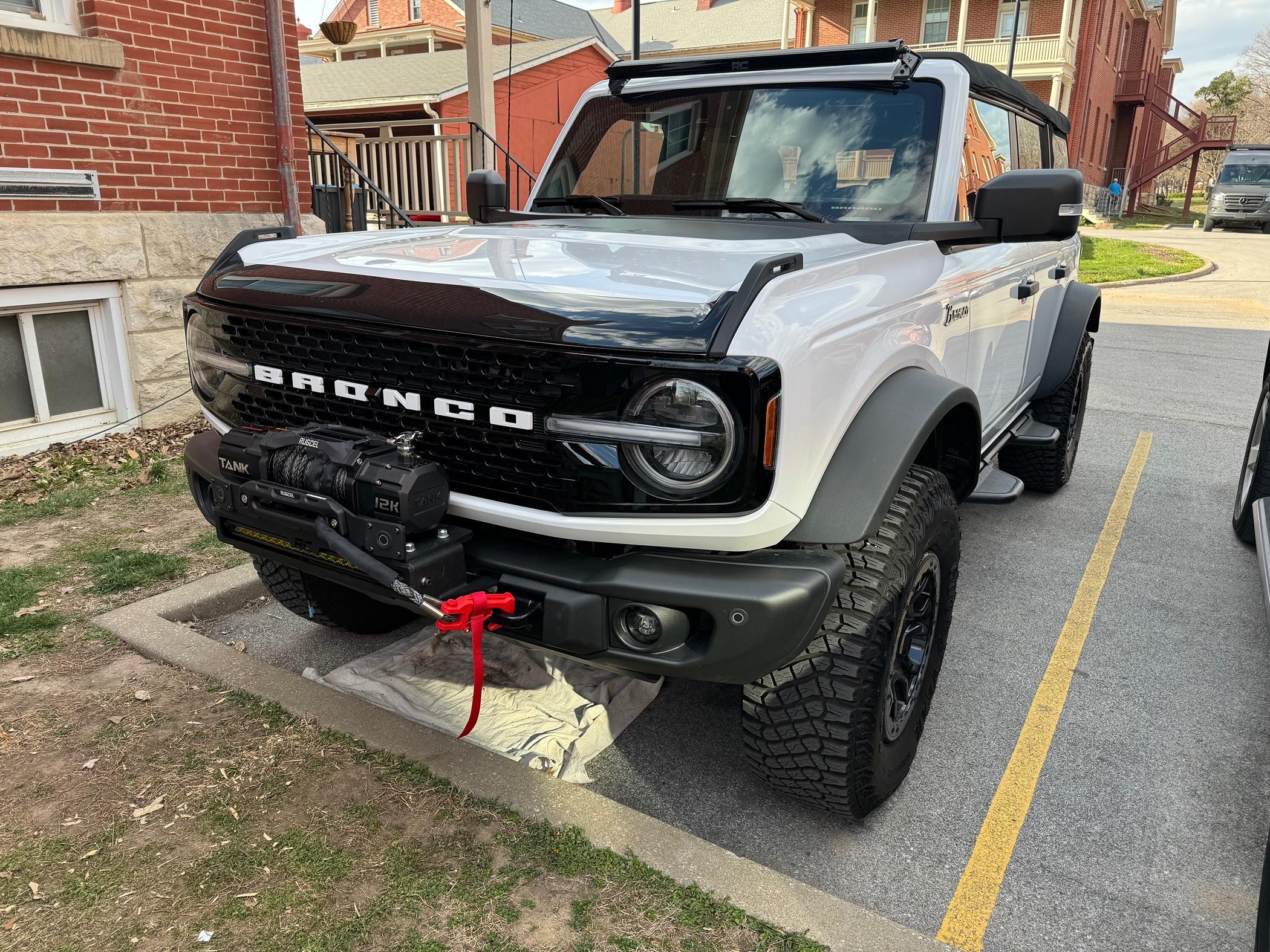 Ford Bronco Rough Country High Mount Winch on Capable Bumper IMG_1905
