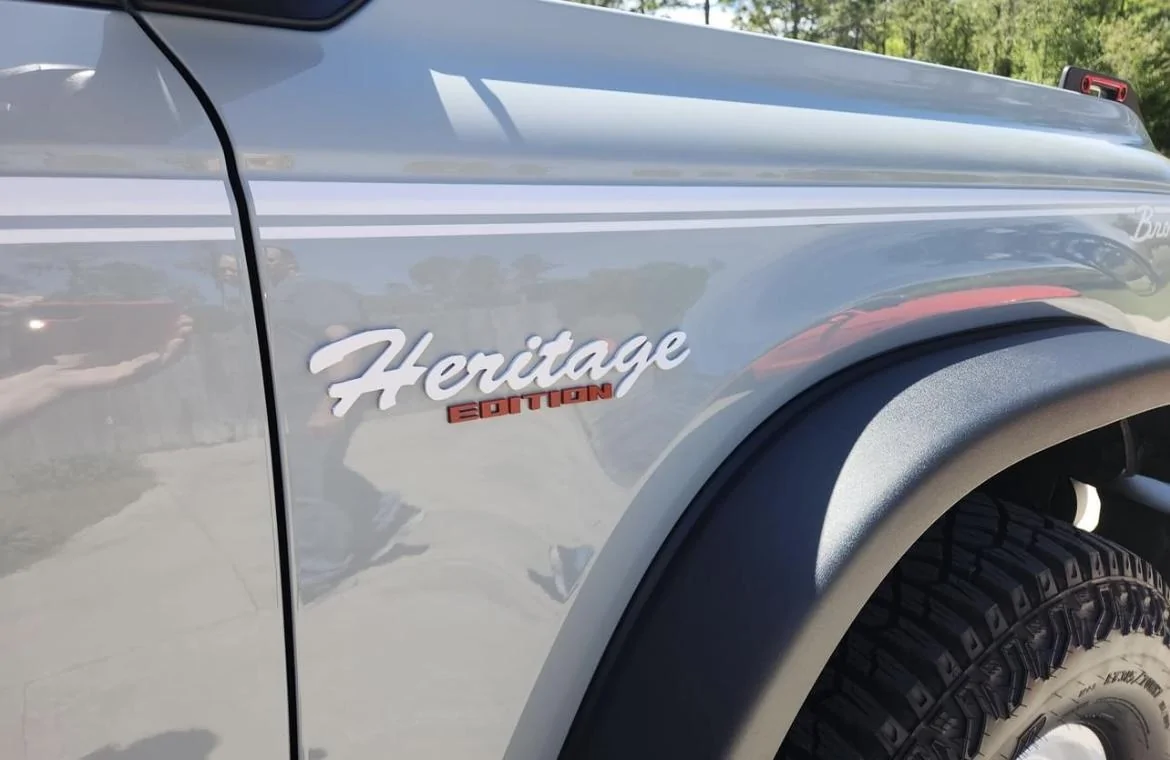 Ford Bronco HERITAGE EDITION Bronco Club IMG_7471