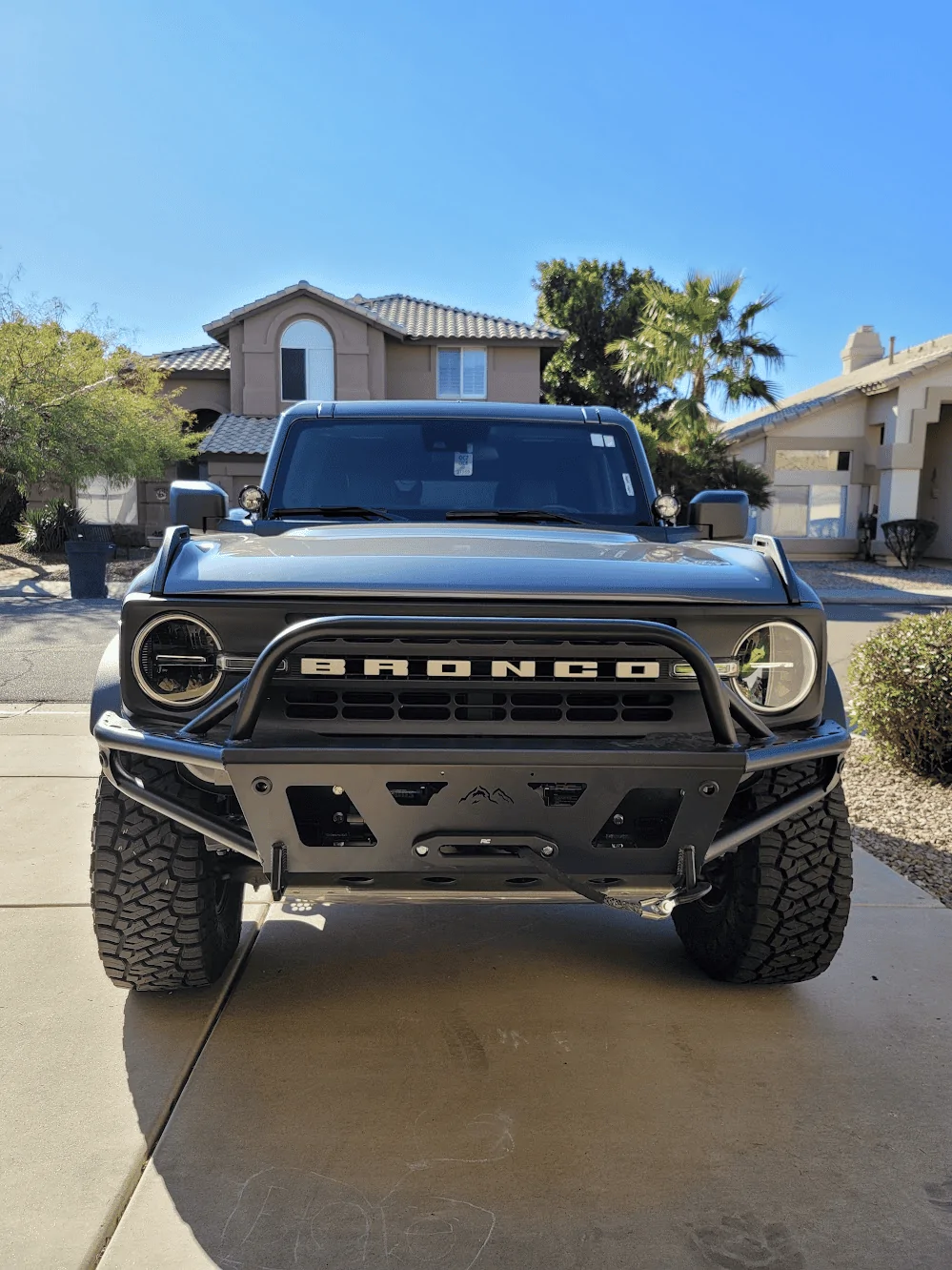 Ford Bronco High and Tight winch bumpers 1712170473255-2y