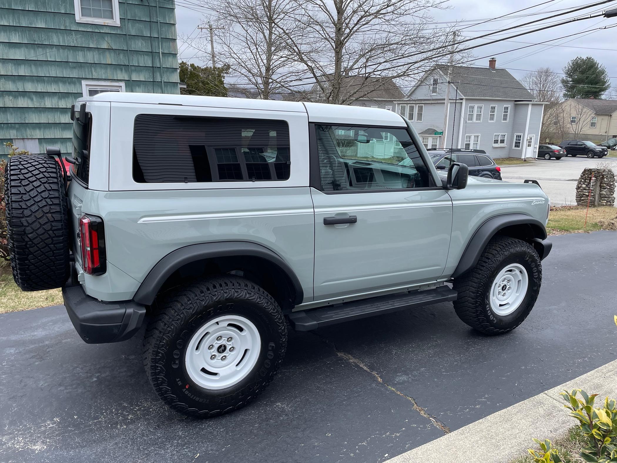 Ford Bronco HERITAGE EDITION Bronco Club IMG_0819