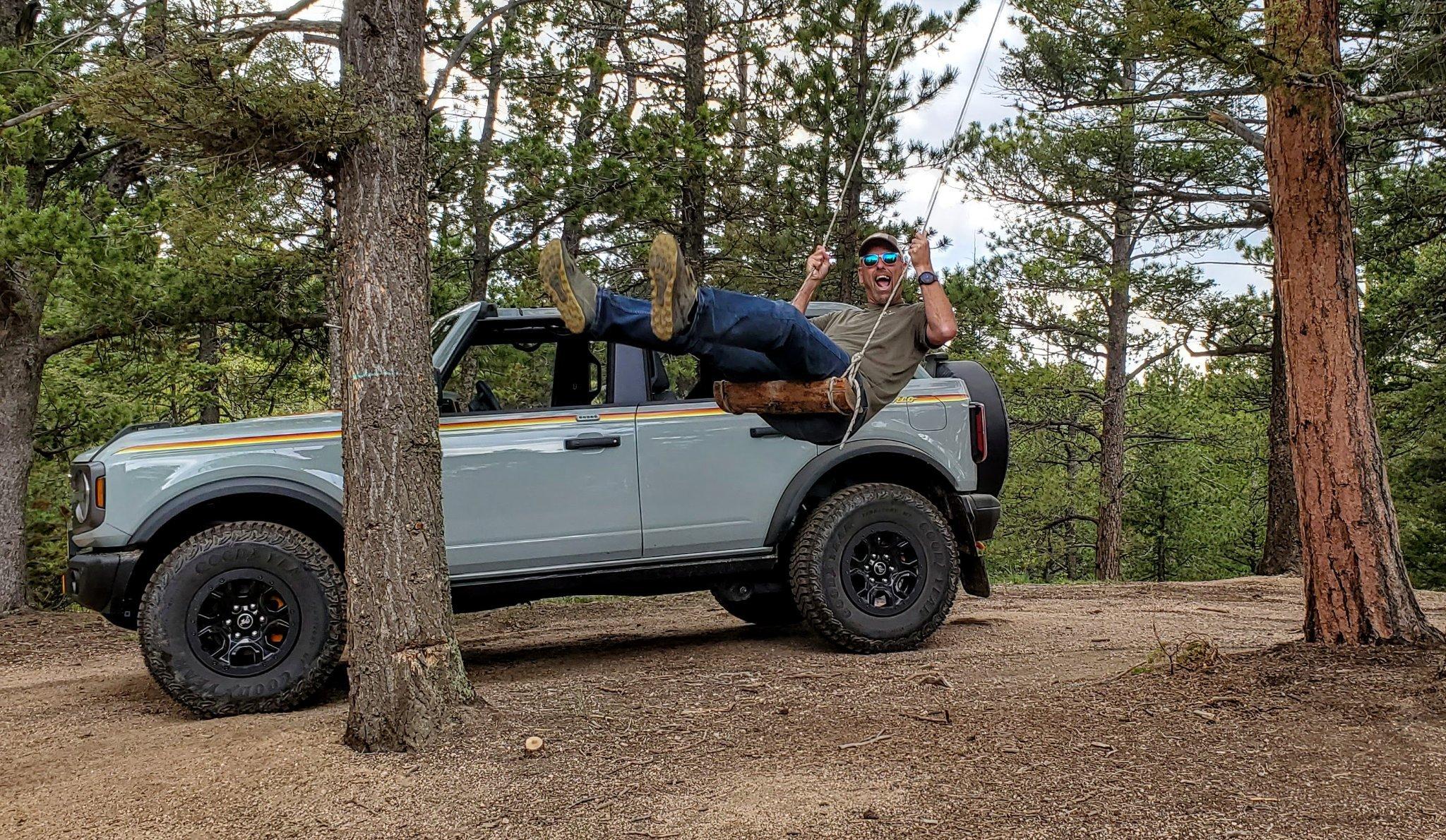 Ford Bronco Happy 4x4 Day! broncoswing2