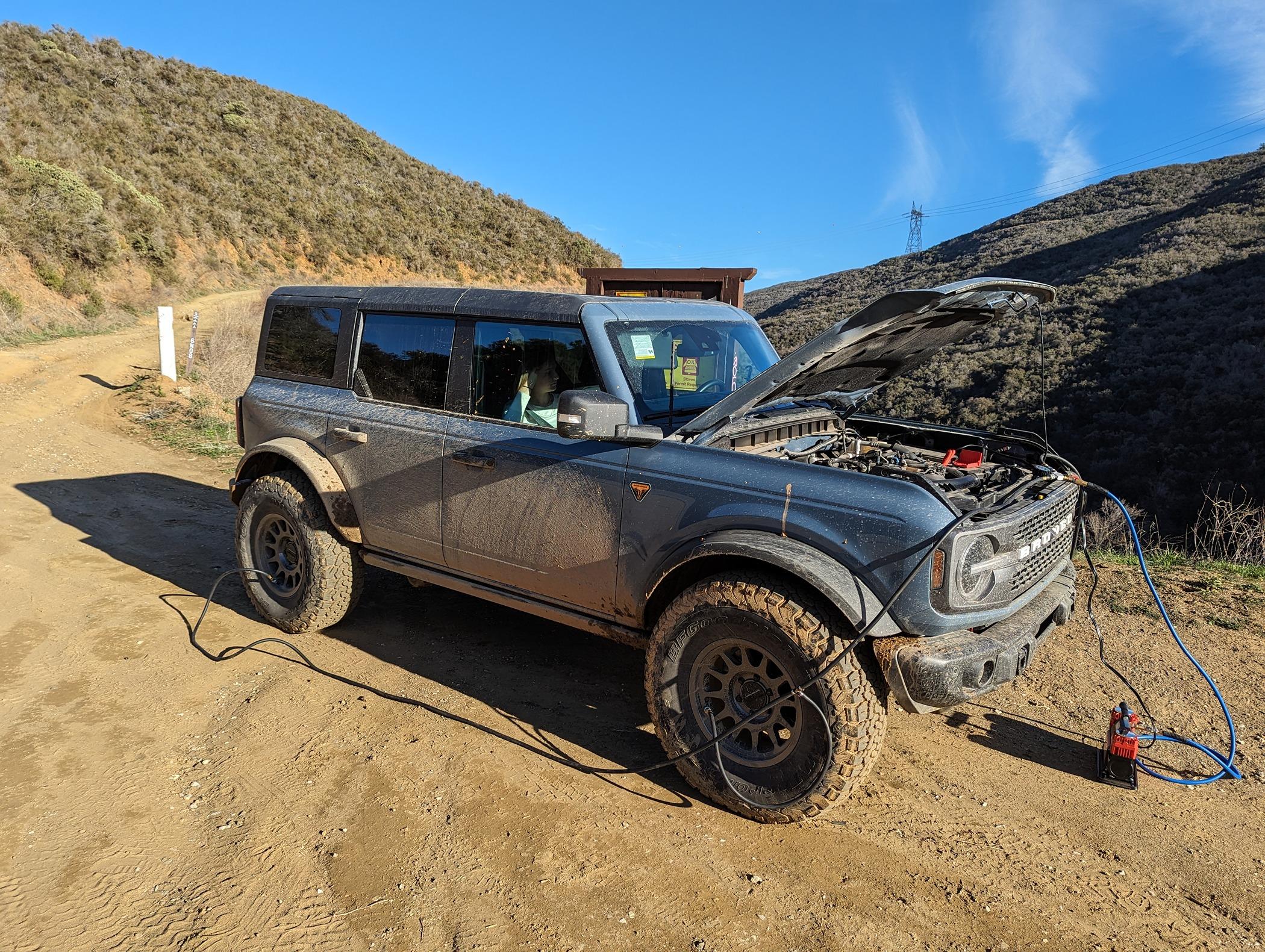 Ford Bronco Show me your broncos on 37’s… PXL_20231228_225203623
