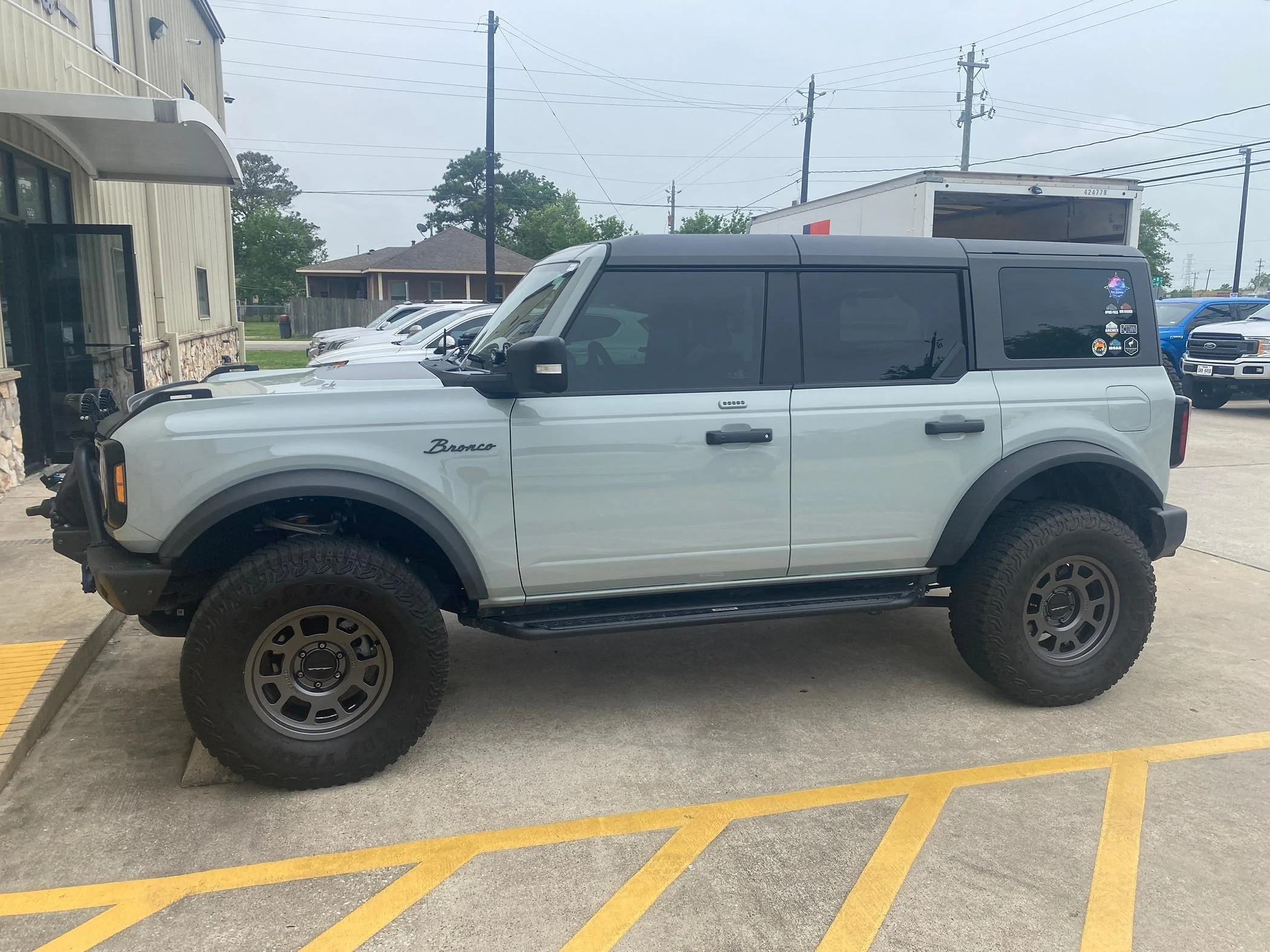 Ford Bronco Wheel offset - new at this really need some guidance new lift Bronco