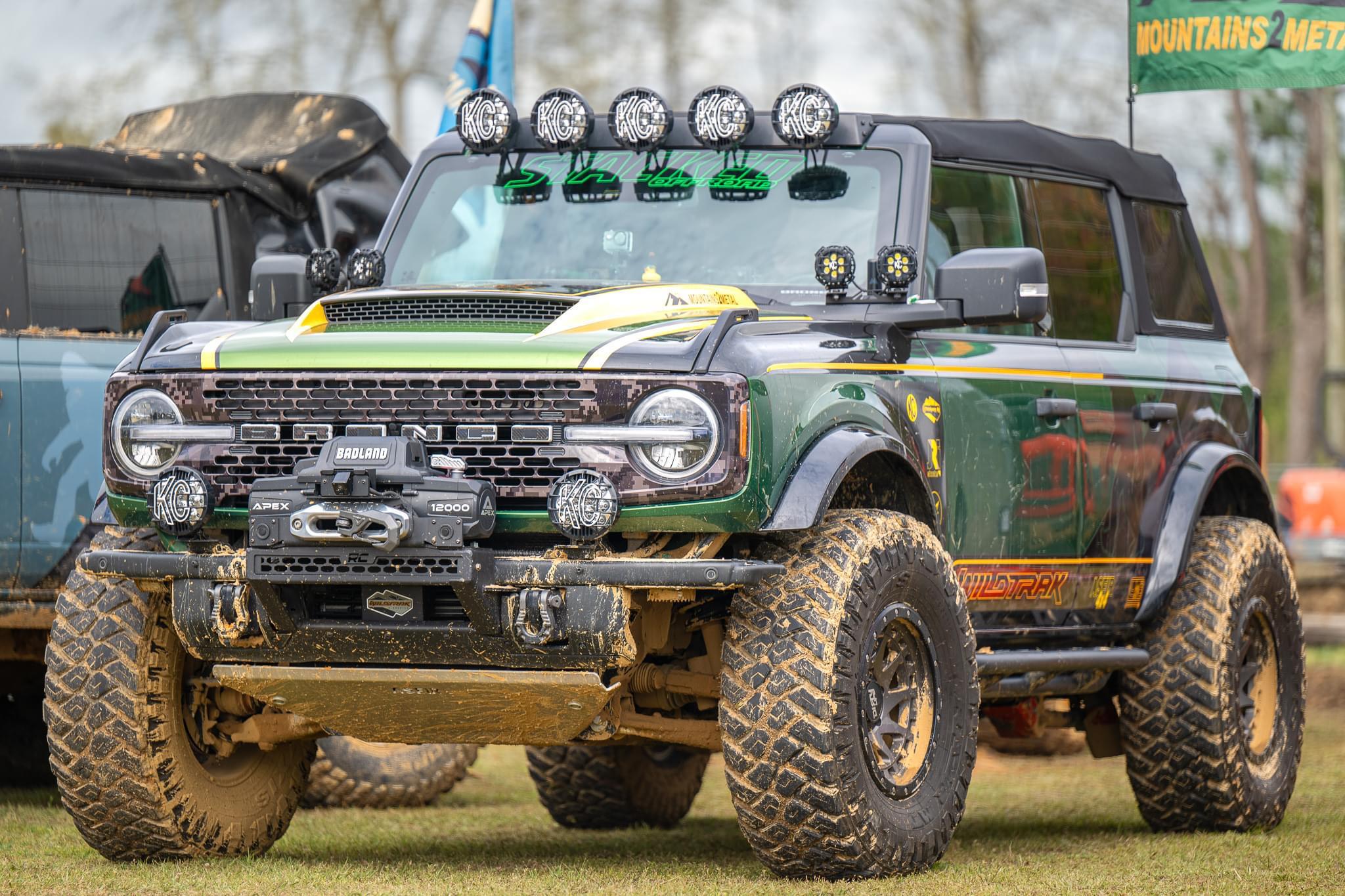 Ford Bronco Ditch Lights - Large vs. Small IMG_0563