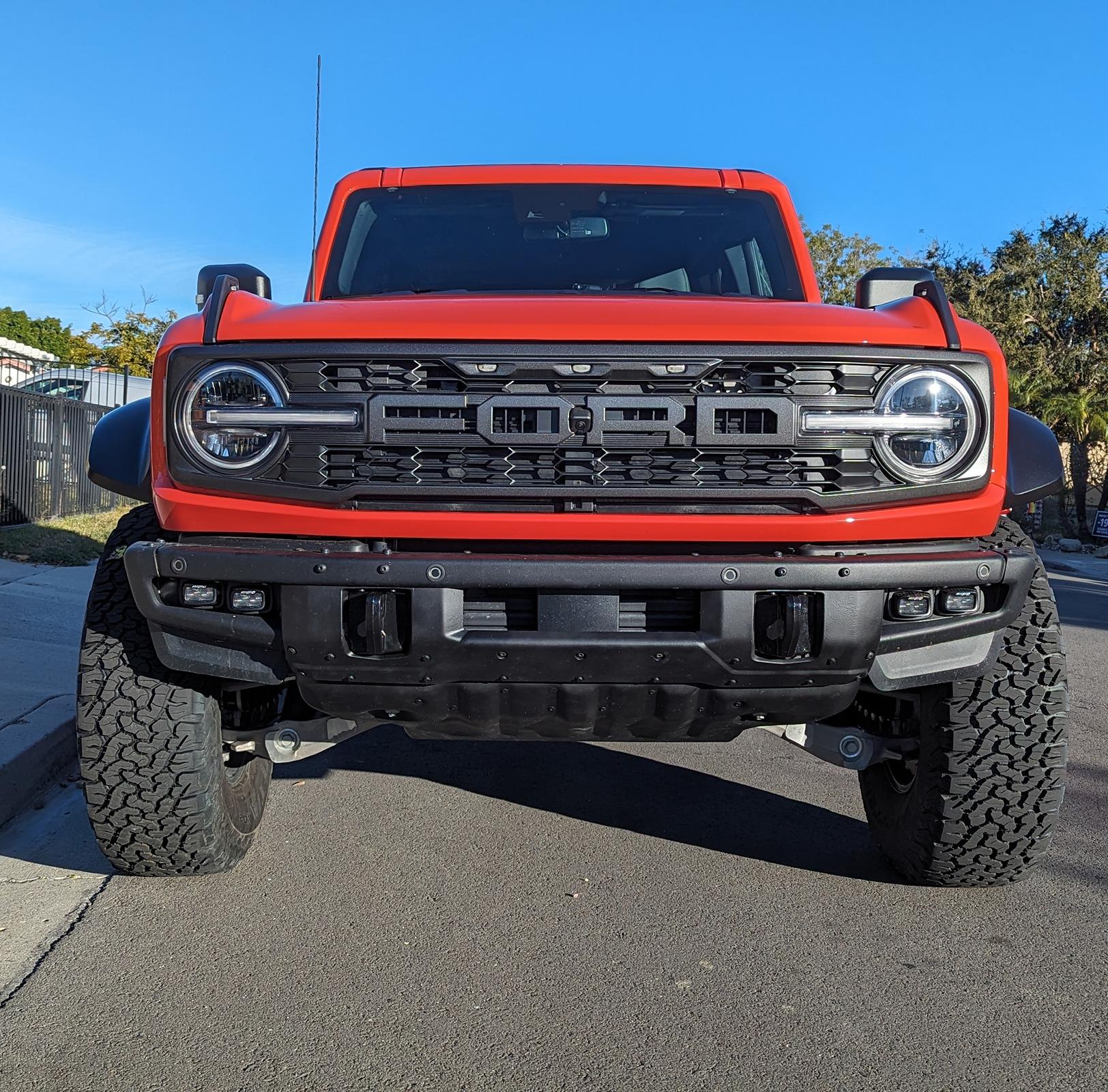 Ford Bronco Bronco Raptor Black Appearance Package w/ Painted Hardtop Debuts Under Total Solar Eclipse PXL_20240113_233945846-01