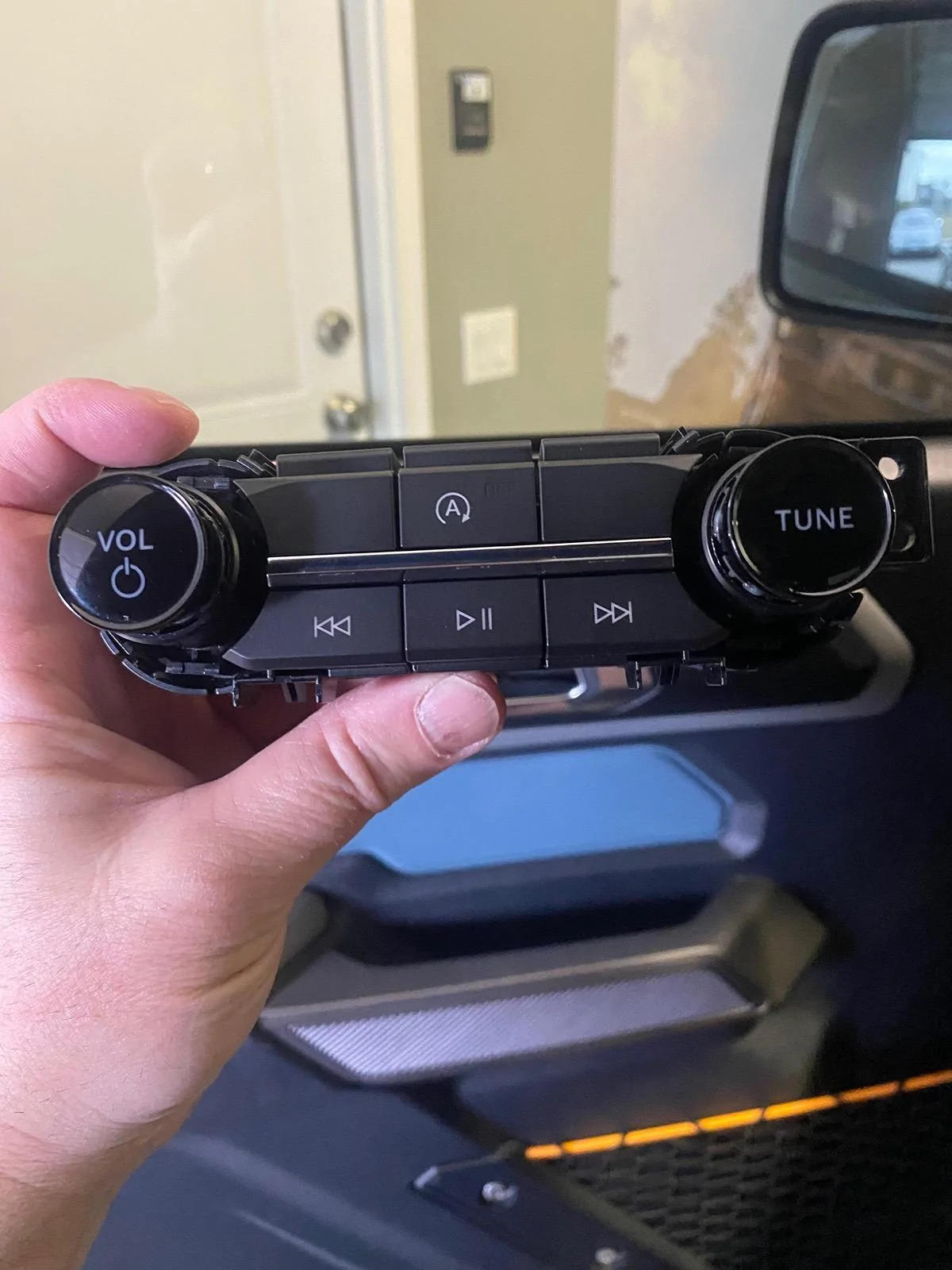 Ford Bronco Auto Start/Stop Disable Install - What The?? IMG_9669