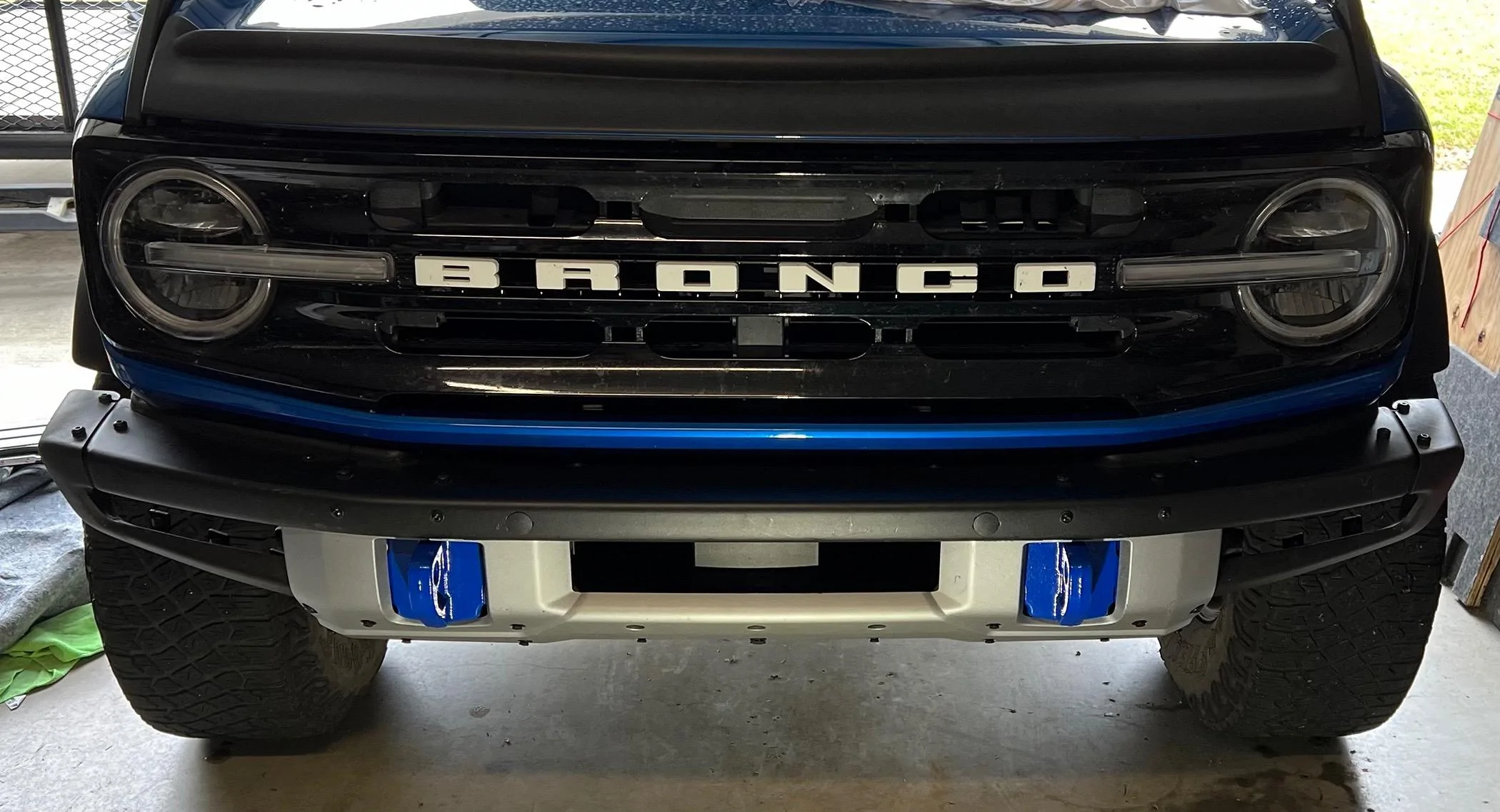 Ford Bronco Replacing factory bumper with modular bumper IMG_9780