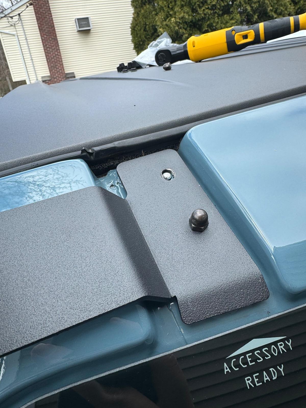 Ford Bronco Light bar bracket mounting issue IMG_0995