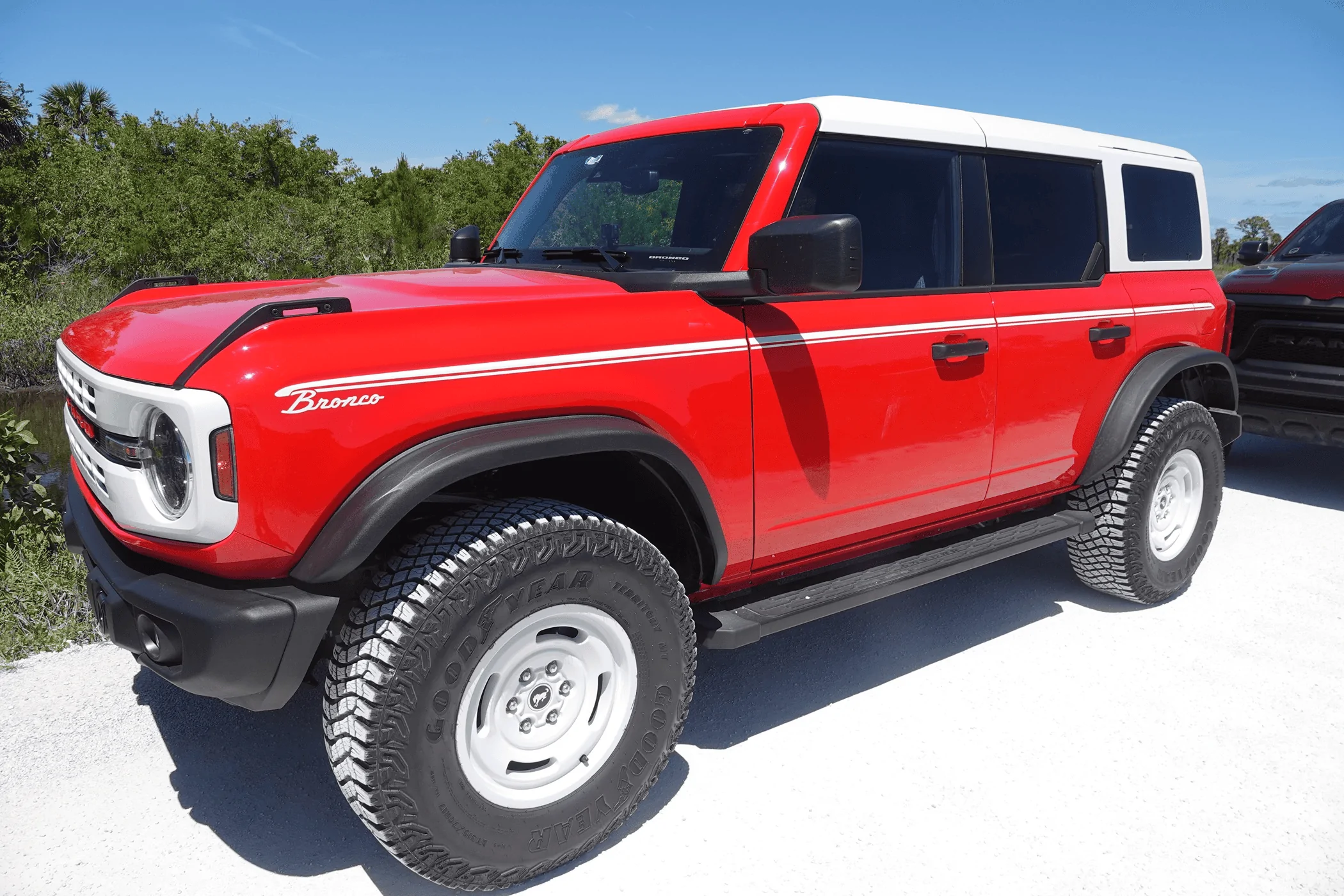 Ford Bronco HERITAGE EDITION Bronco Club 1712863374224-b5