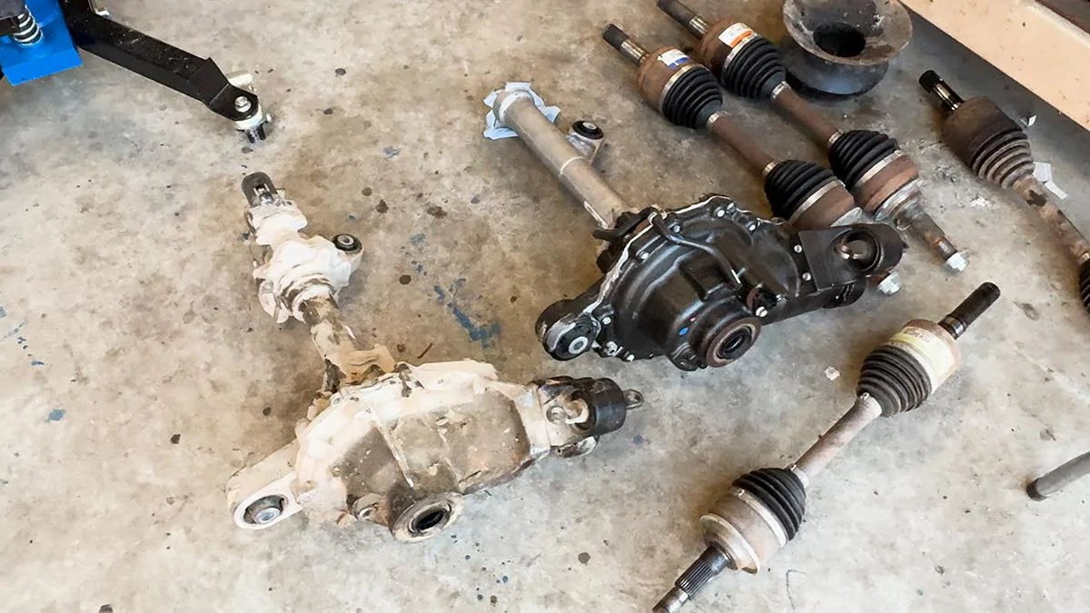 Ford Bronco Front Drive Unit Swap (M190 to M210) - In Depth DIY Video IMG_6791.00_18_23_20.Still003s