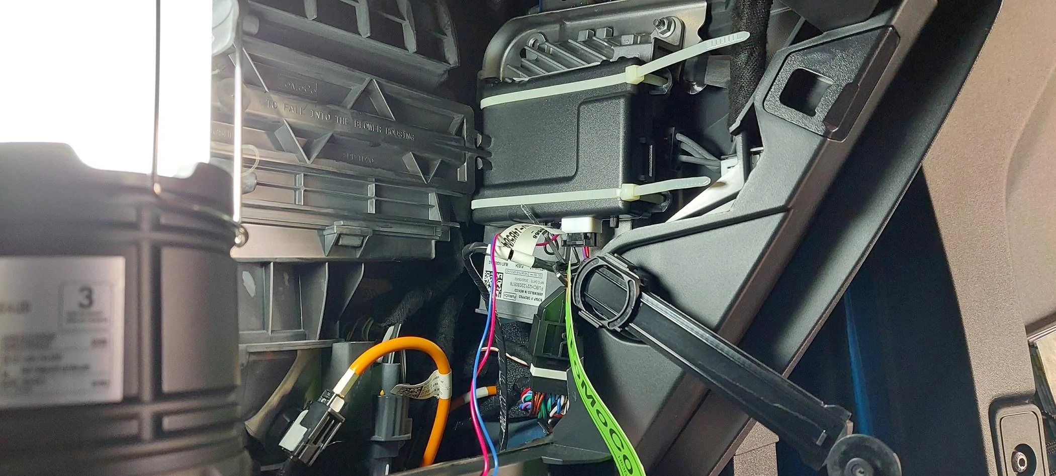 Ford Bronco Installing the Perimeter Alarm Plus — DIY How-To Writeup 20240413_155620