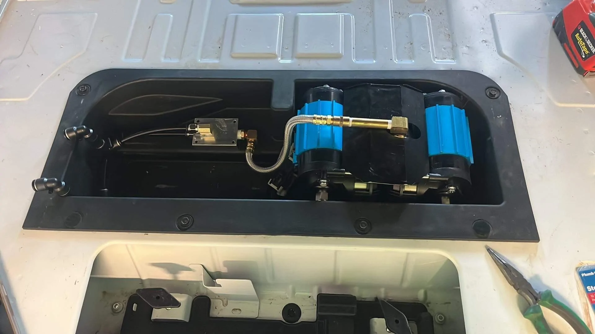 Ford Bronco Stealth Air Compressor Install IMG_1351