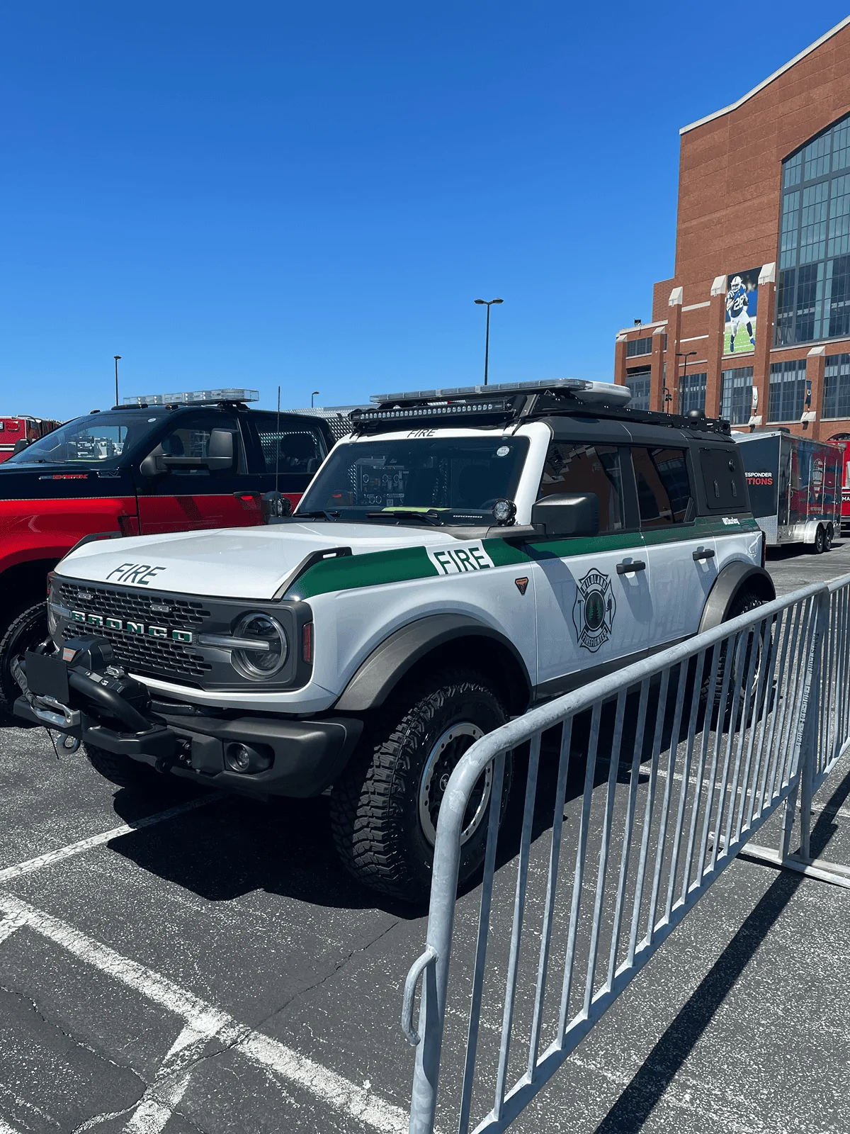 Ford Bronco Bronco Badlands Fire Apparatus Build tempImageo81XAF
