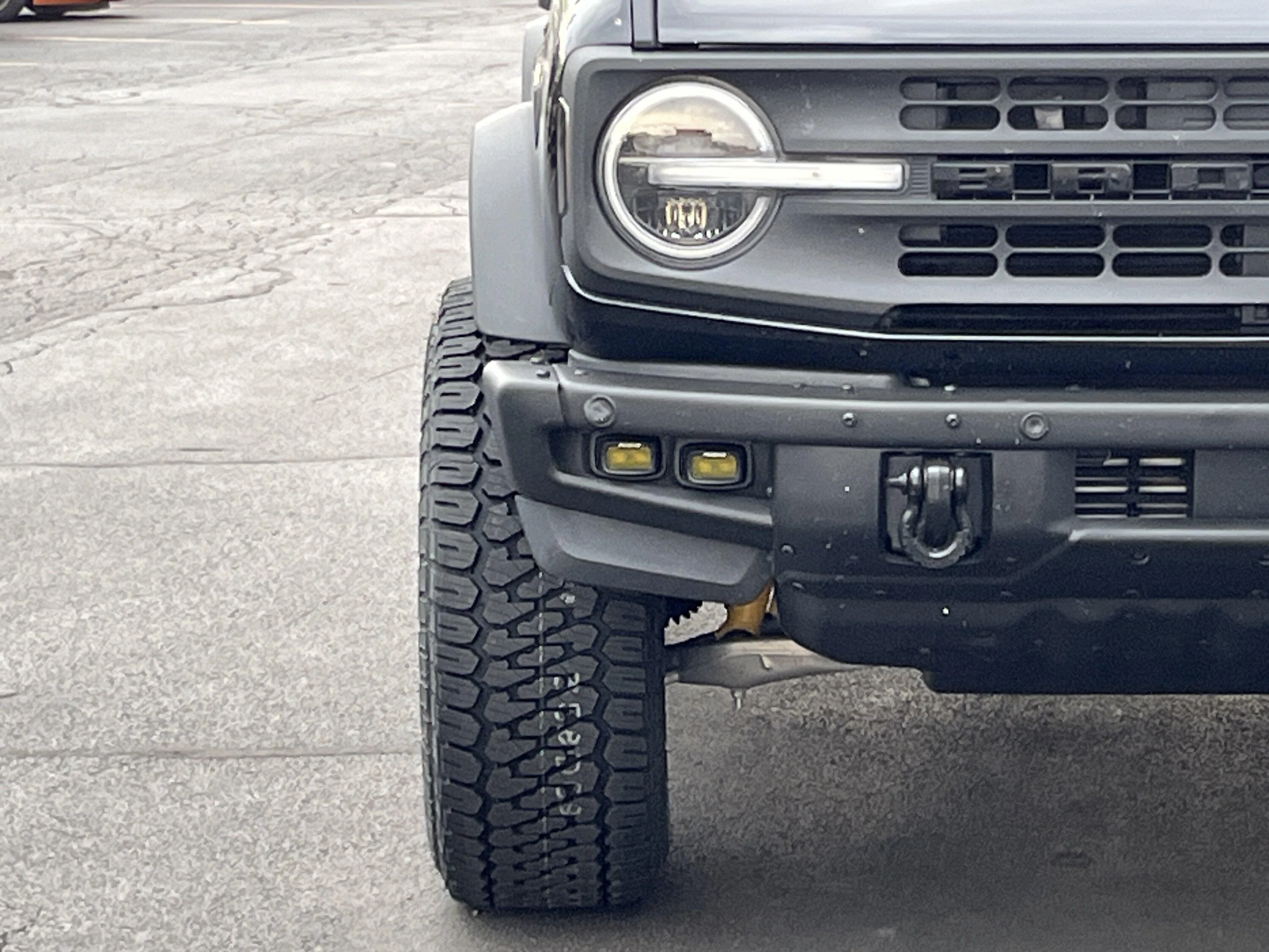 Ford Bronco Sas flares or no? IMG_7089