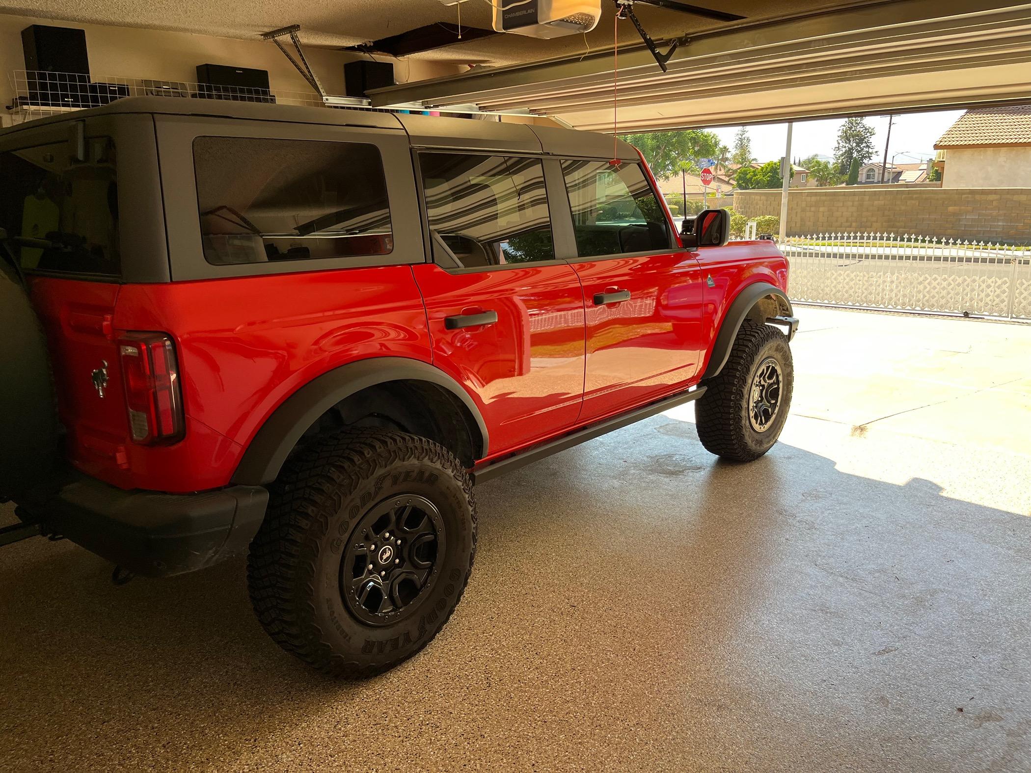 Ford Bronco Sas flares or no? IMG_3277