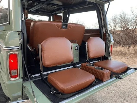 Ford Bronco Why does the swing gate swing to the right? 1713395445280-wc